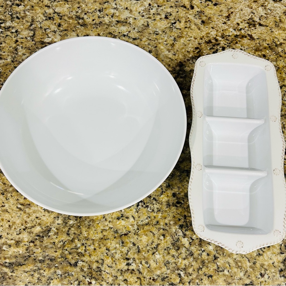 ❤️✨New year sale-$60❤️✨Juliska Melamine White Bowl/Divided Serving Dish